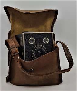 Vintage Kodak Brownie Junior box camera with pouch - as per photo