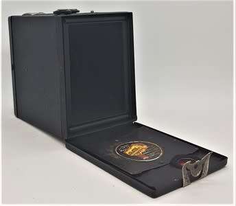 Vintage Kodak Brownie Junior box camera with pouch - as per photo