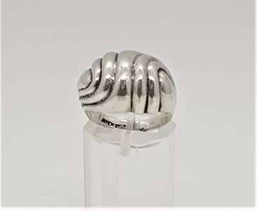 925 Sterling Silver Ring weight 7.9g size K as per photo