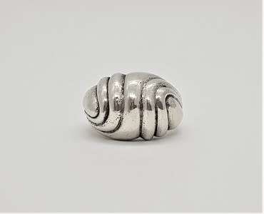 925 Sterling Silver Ring weight 7.9g size K as per photo