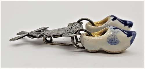 Vintage Holland Brooch - as per photo