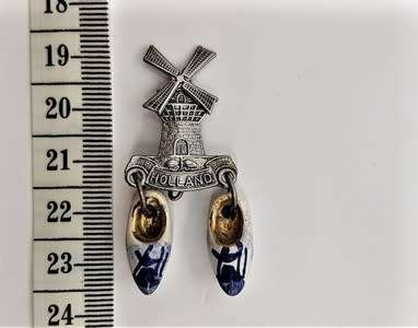 Vintage Holland Brooch - as per photo