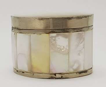 Vintage round mother of pearl jewelry/trinket box 5cm as per photo