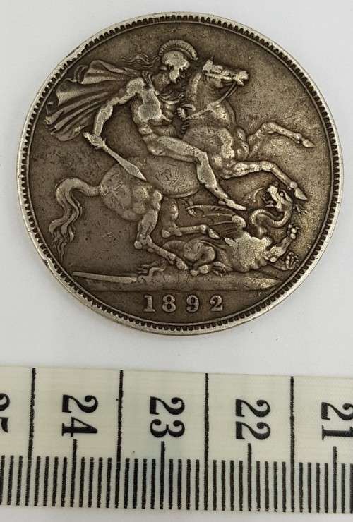 1892 Queen Victoria Sterling Silver Crown weight 28g diameter 38mm as per photo
