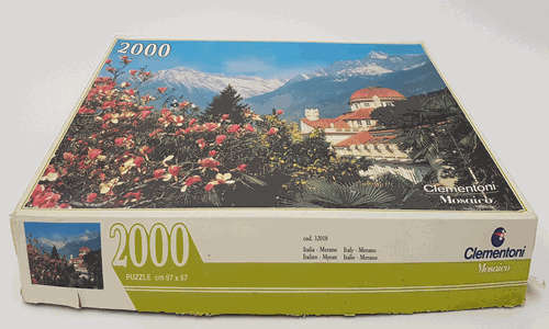 2000 Piece Clementoni Mozaico Puzzle as per photo