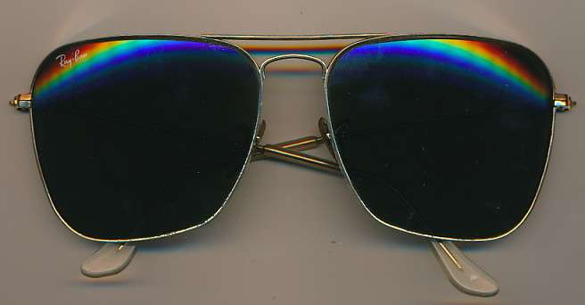 Ray-Ban sunglasses in original case as per scan