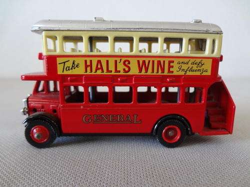 Lledo Hall's Wine bus DG-15 as per photo