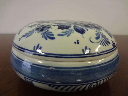Delft bowl with lid PRICE REDUCED