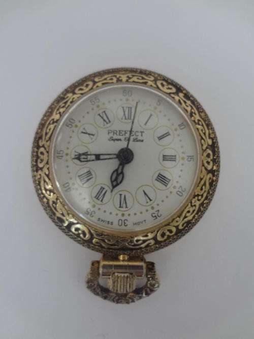 Prefect ladies pocket watch, needs battery as per scan