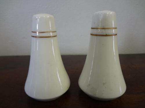 Salt & Pepper pots - @ CRAZY R1 start