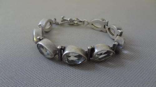 Vintage sterling silver bracelet as per photo