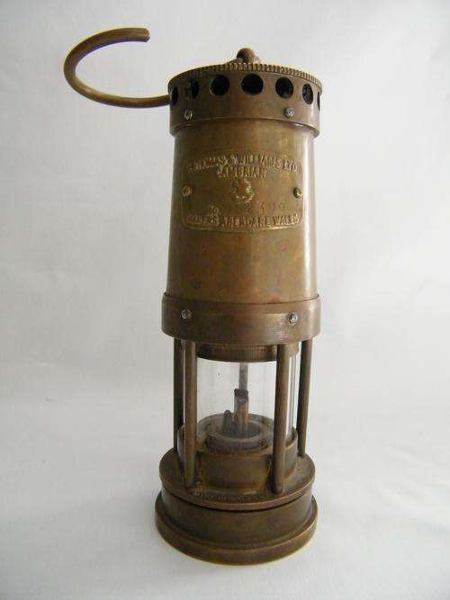 E. Thomas & Williams Ltd Cambrian mining light - as per photo