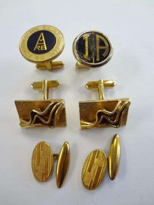 3 Pairs of cufflinks - as per photo