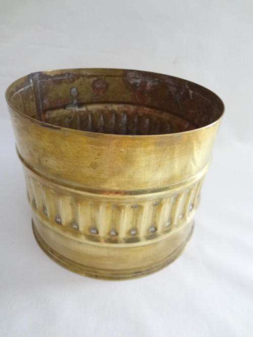 Round brass bin - 11 x 14cm - R1 Auction