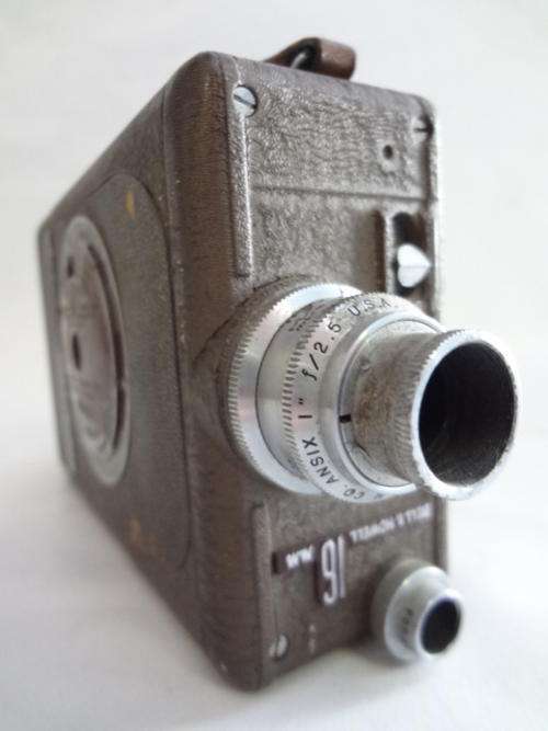 Bell & Howell 16mm movie camera - auto load speedster - as per photo