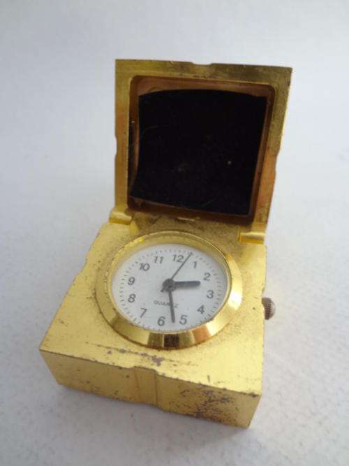 Mini Quartz Clock - vintage - R1 Auction