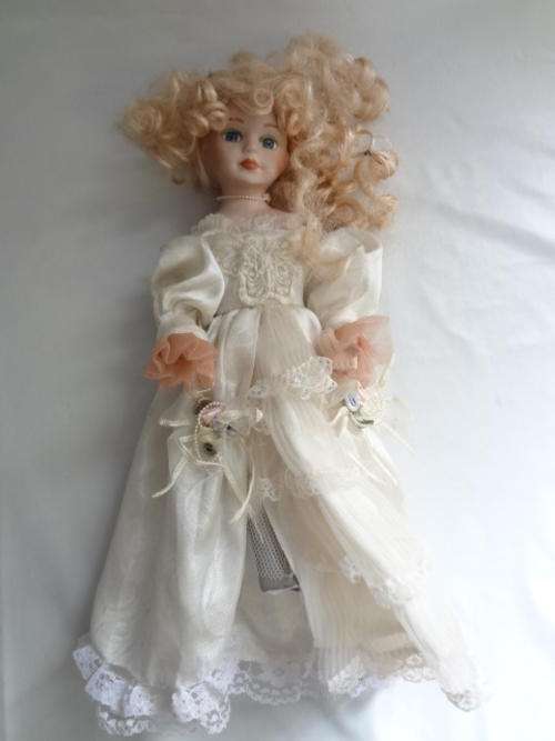 Porcelain doll - 30cm - @ CRAZY R1 start