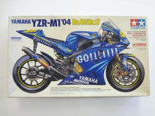 Yamaha YZR M1 model bike kit in box- as per photo