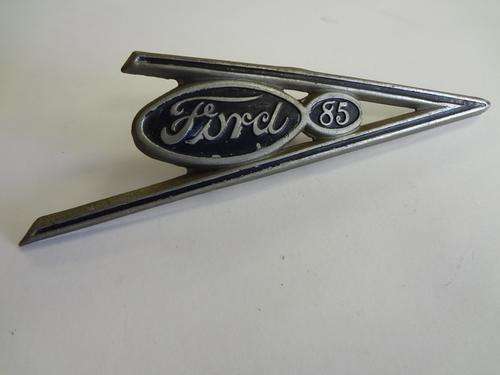 Ford 85 car badge - as per photo