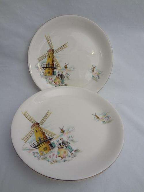 Set of 6 Alfred Meakin dinner plates - as per photo