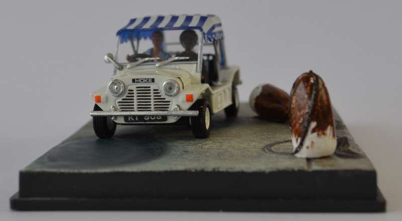 James Bond 007 Mini Moke - Live and Let Die Model Car Scale 1:64 as per photo
