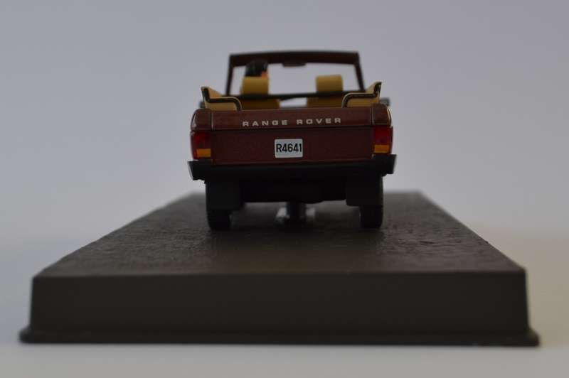 James Bond 007 Range Rover Convertible - Octopussy Model Car Scale 1:43 as per photo