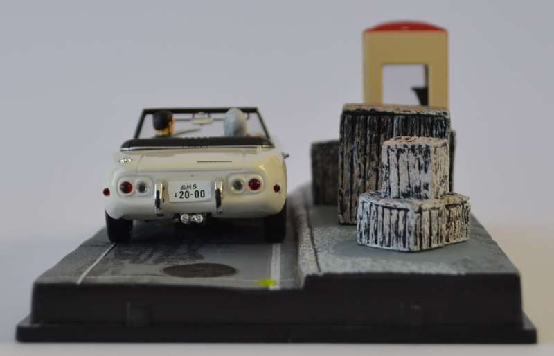James Bond Model Car Toyota 2000GT - You Only Live Twice Model Car Scale 1:43 as per photo