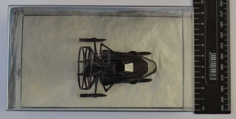 James Bond 007 Parahawk - The World Is Not Enough Model Car Scale 1:64 as per photo