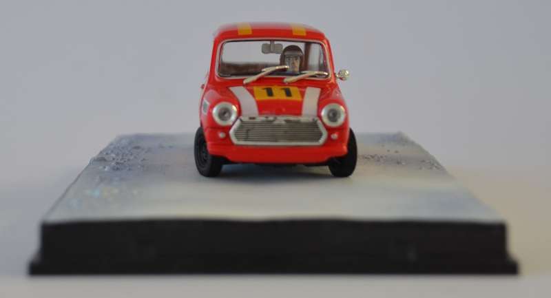 James Bond 007 Austin Mini - On Her Majesty`s Secret Service Model Car Scale 1:64 as per photo