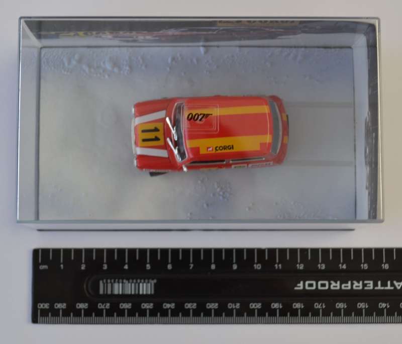 James Bond 007 Austin Mini - On Her Majesty`s Secret Service Model Car Scale 1:64 as per photo