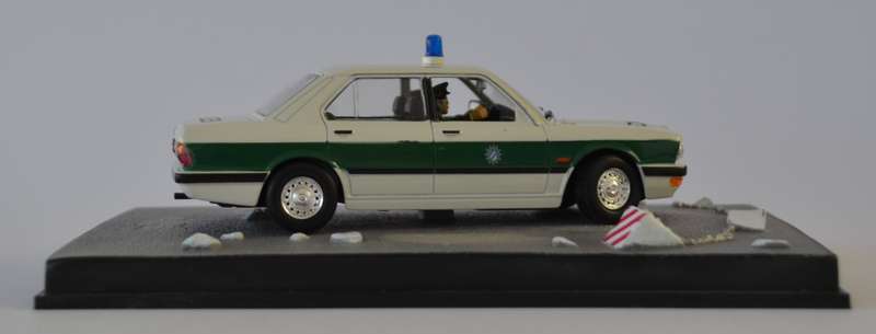 James Bond 007 BMW 518 - Octopussy Model Car Scale 1:43 as per photo