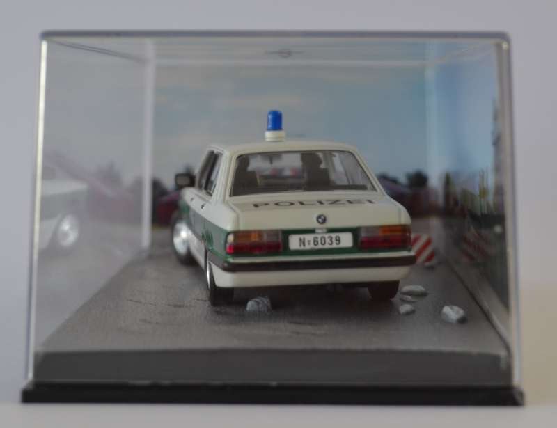 James Bond 007 BMW 518 - Octopussy Model Car Scale 1:43 as per photo