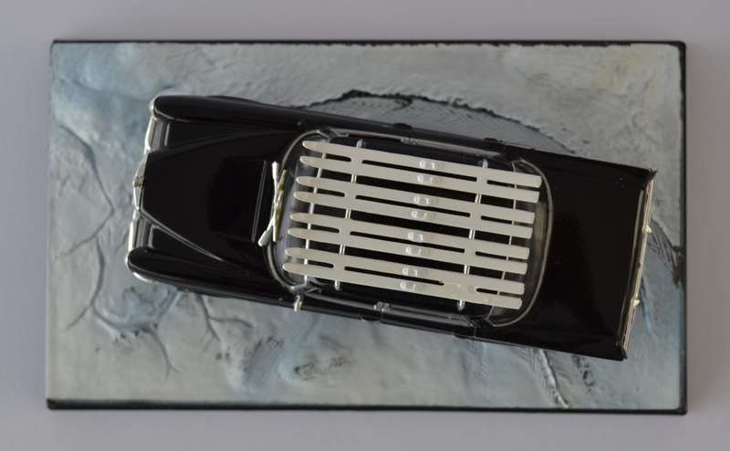 James Bond 007 Mercedes Benz 220S-On Her Majesty`s Secret Service Model Car Scale 1:43 as per photo