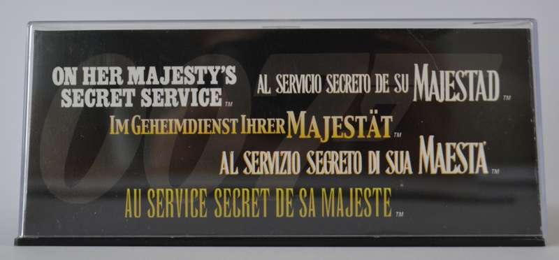 James Bond 007 Mercedes Benz 220S-On Her Majesty`s Secret Service Model Car Scale 1:43 as per photo