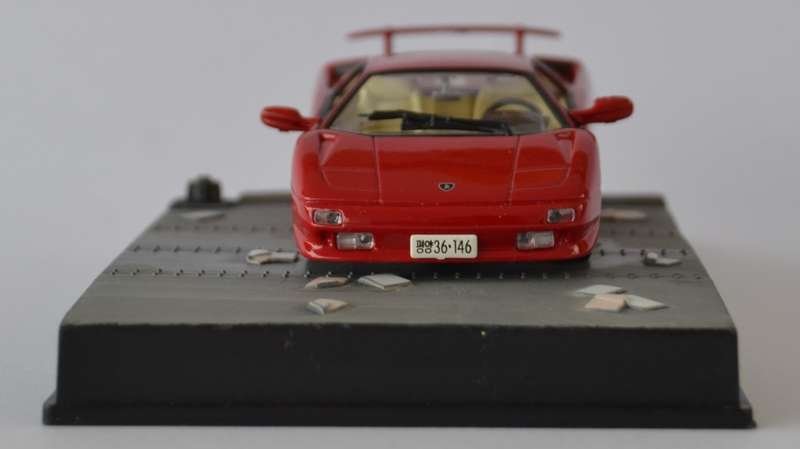 James Bond 007 Lamborghini Diablo - Die Another Day Model Car Scale 1:43 as per photo