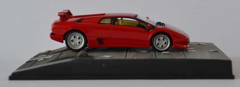 James Bond 007 Lamborghini Diablo - Die Another Day Model Car Scale 1:43 as per photo