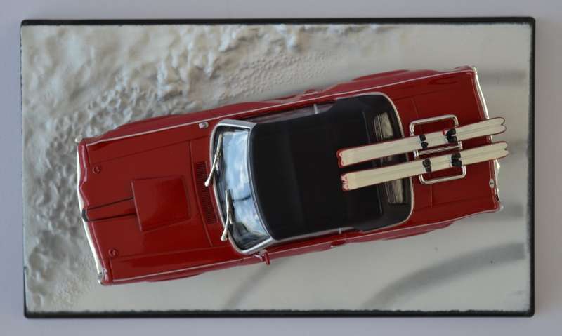 James Bond 007 Mercury Cougar - On Her Majesty`s Secret Service Model Car Scale 1:43 as per photo