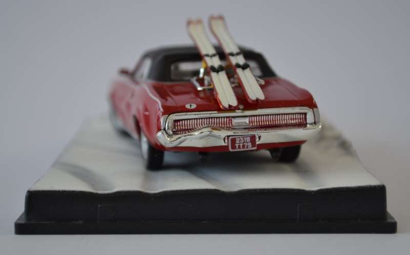 James Bond 007 Mercury Cougar - On Her Majesty`s Secret Service Model Car Scale 1:43 as per photo