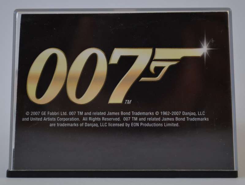 James Bond 007 Ford Thunderbird - Die Another Day Model Car Scale 1:43 as per photo