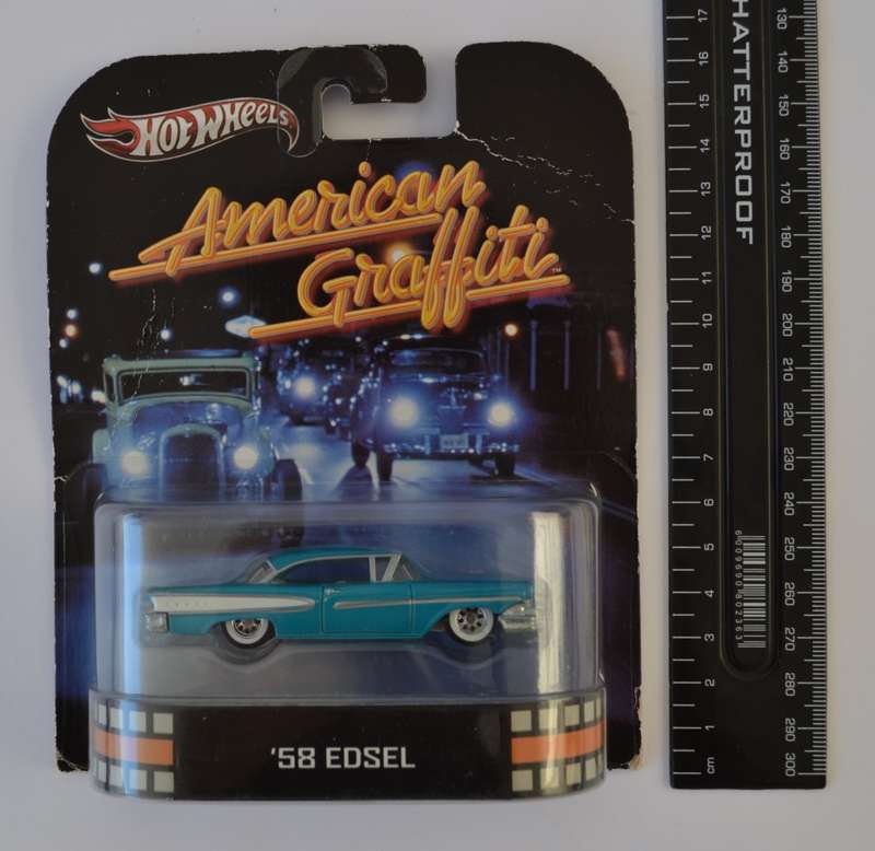 Hot Wheels `58 Edsel Model Car Scale 1:64 as per photo