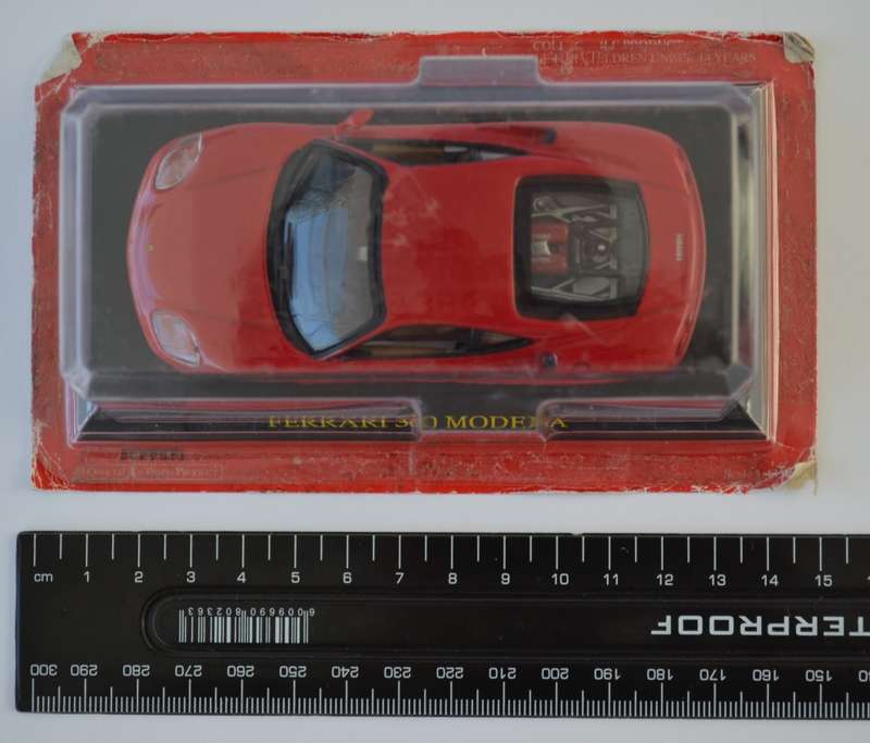 Ferrarri 360 Modena Model Car Scale 1:43 as per photo