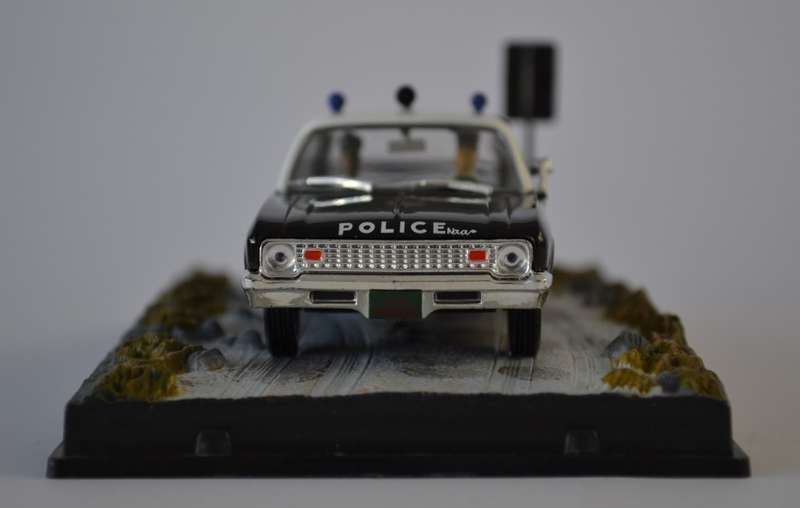 James Bond 007 Chevrolet Nova - Live and Let Die Model Car Scale 1:43 as per photo