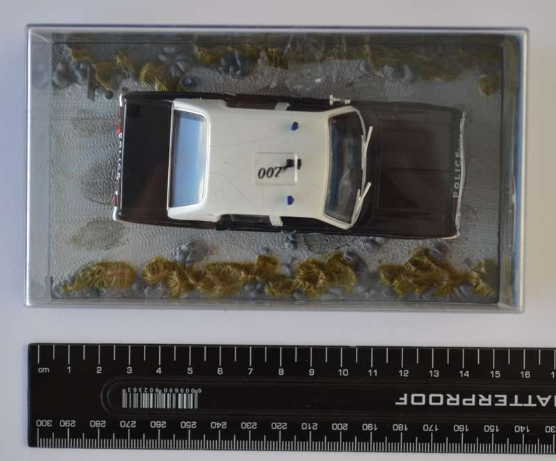 James Bond 007 Chevrolet Nova - Live and Let Die Model Car Scale 1:43 as per photo