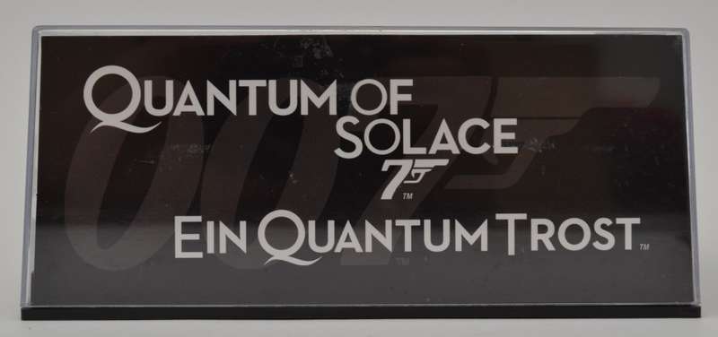 James Bond 007 Daimler Super8 - Quantum of Solace Model Car Scale 1:43 as per photo