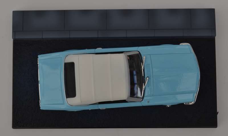 James Bond 007 Ford Mustang - Thunderball Model Car Scale 1:43 as per photo