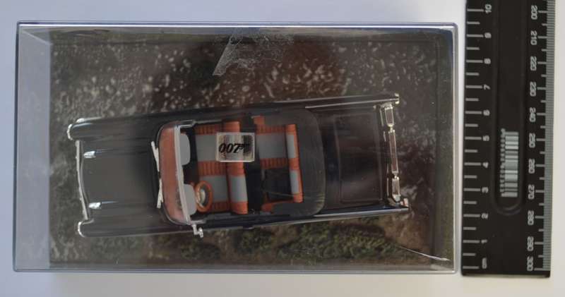 James Bond 007 Chevrolet Bel Air - Dr No Model Car Scale 1:43 as per photo