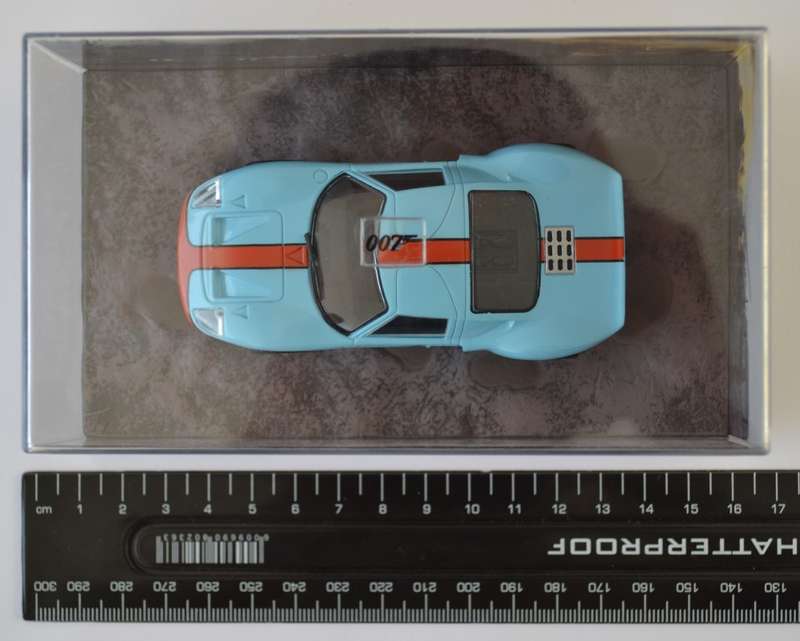 James Bond 007 Ford GT40 - Die Another Day Model Car Scale 1:43 as per photo