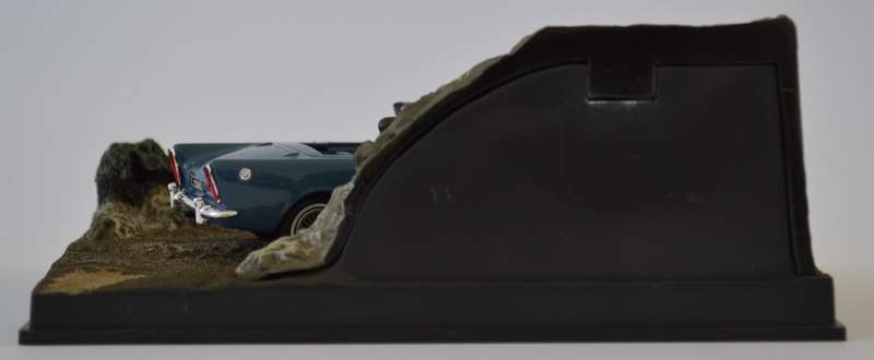 James Bond 007 Sunbeam Alpine - Dr No Model Car Scale 1:43 as per photo