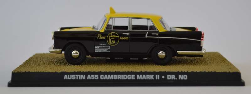 James Bond 007 Austin A55 Cambridge - Dr No Model Car Scale 1:43 as per photo