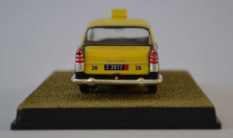 James Bond 007 Austin A55 Cambridge - Dr No Model Car Scale 1:43 as per photo